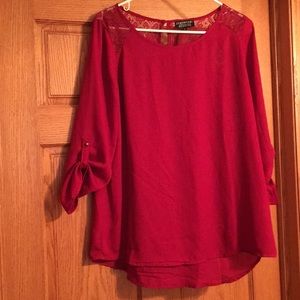 3/4 Soft blouse with lace detail